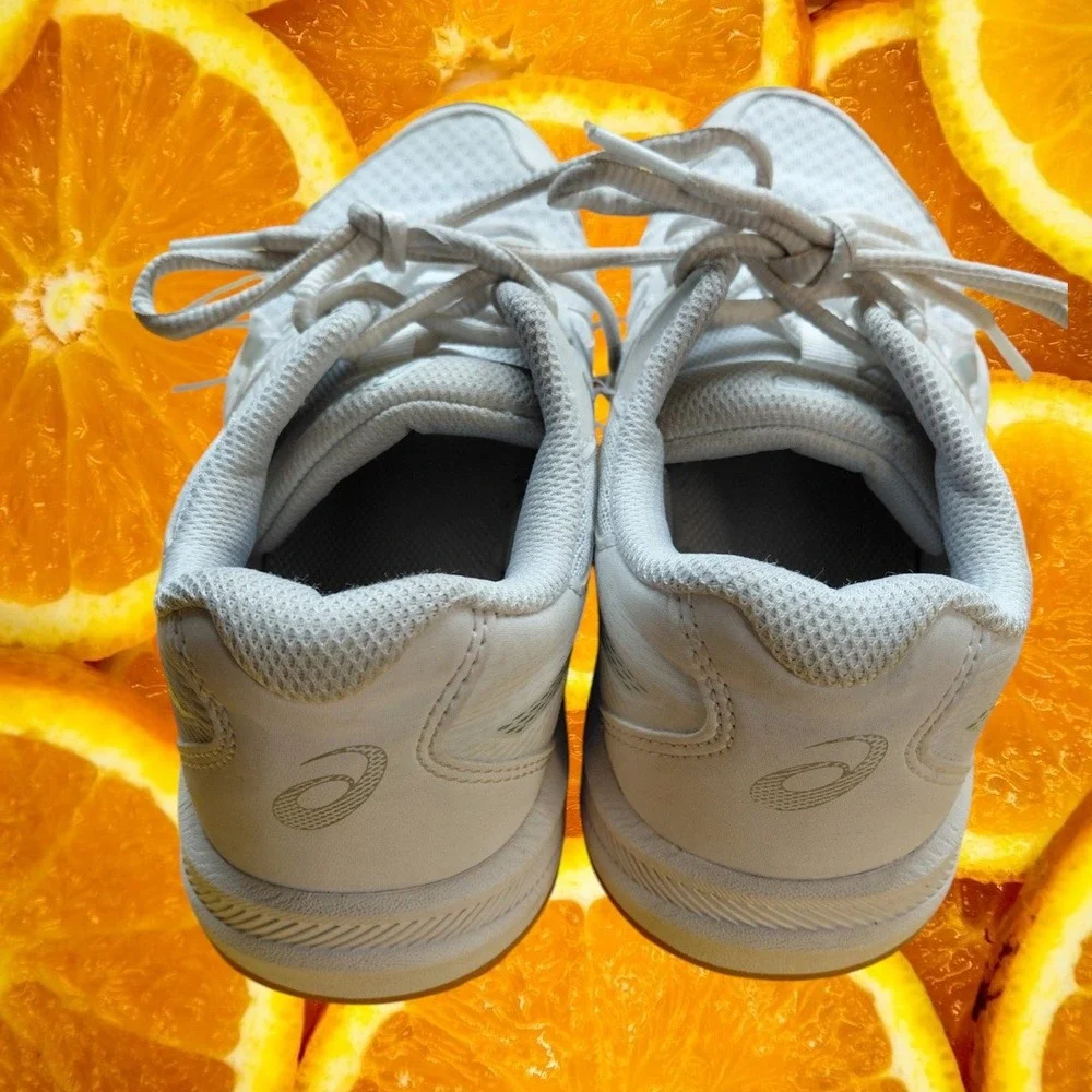 Asics Upcourt 5 Womens Volleyball‎ Shoes White Silver 1072A107 Size 7 Gum Sole